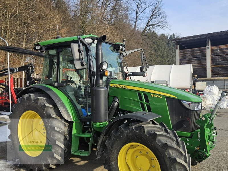 Traktor tip John Deere 5095M PowrQuad Plus, Vorführmaschine in Wies (Poză 1)
