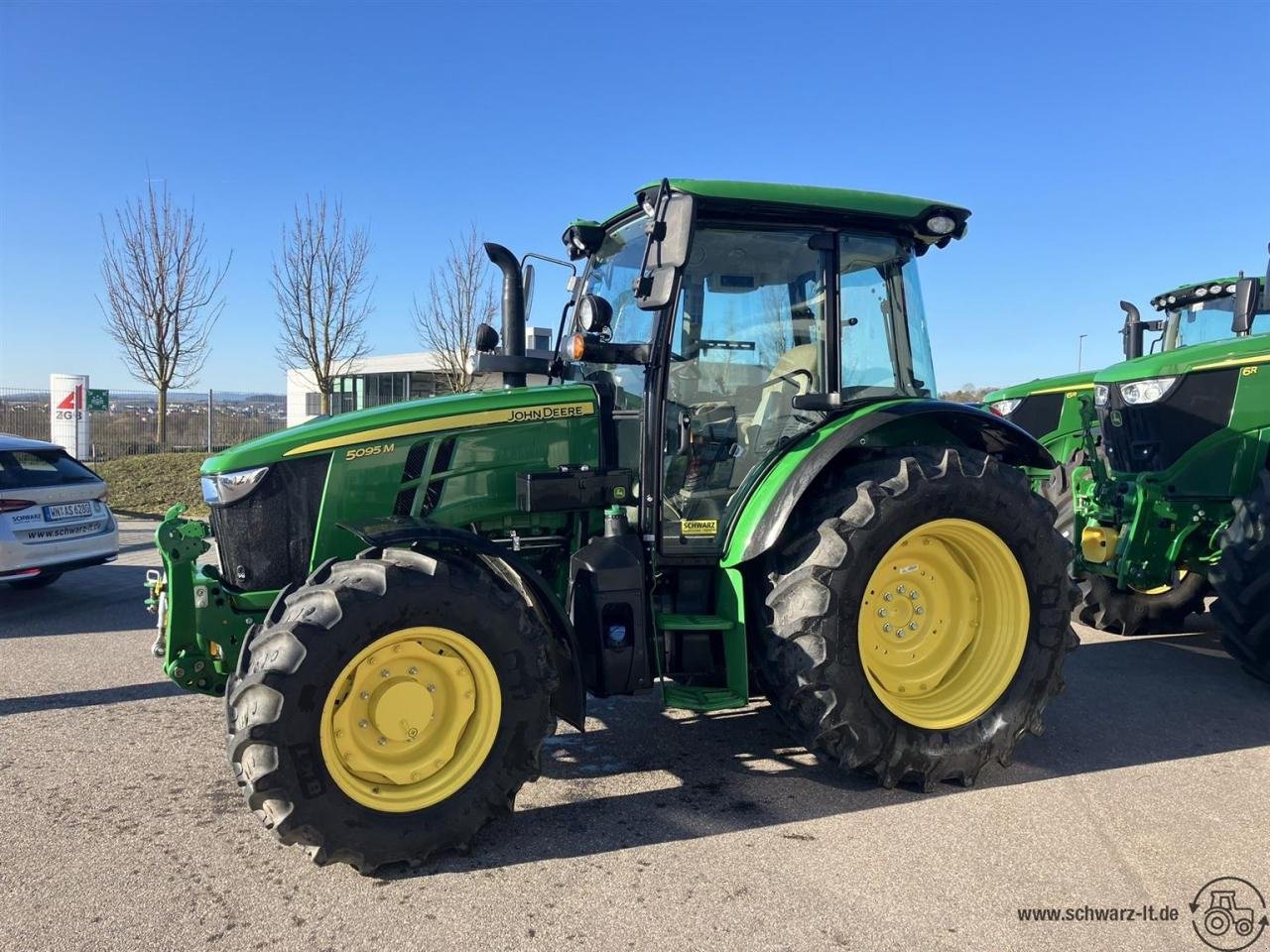 Traktor des Typs John Deere 5095M, Gebrauchtmaschine in Aspach (Bild 5)