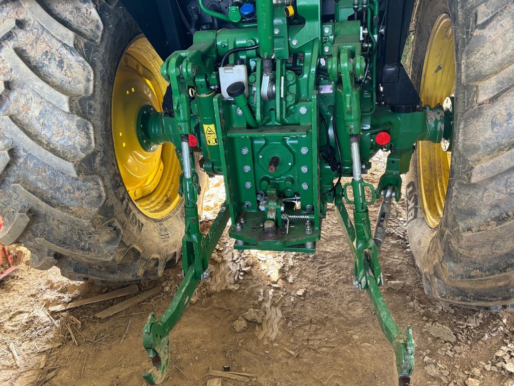 Traktor of the type John Deere 5100 M, Gebrauchtmaschine in UZERCHE (Picture 5)
