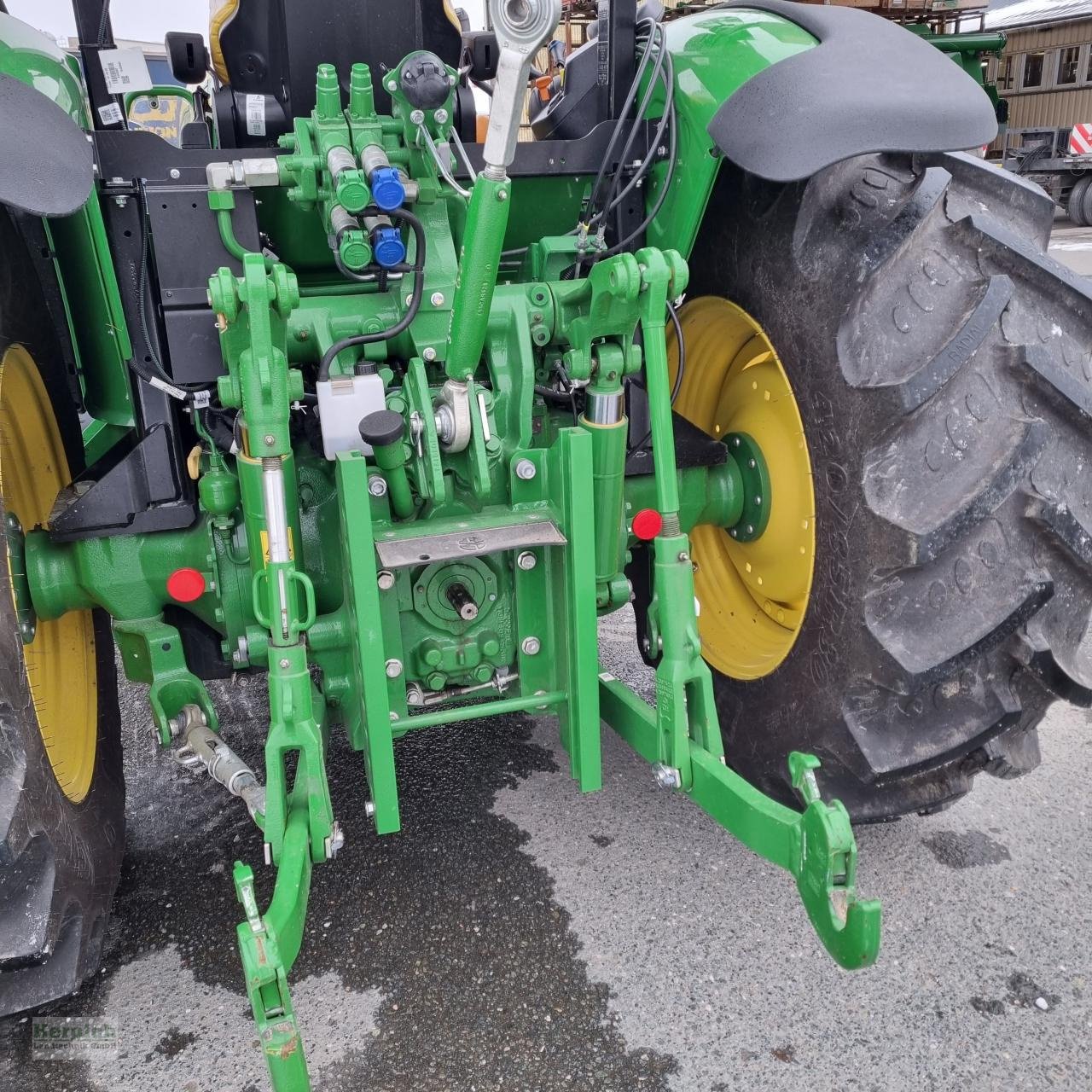 Traktor типа John Deere 5100 M, Gebrauchtmaschine в Drebach (Фотография 5)