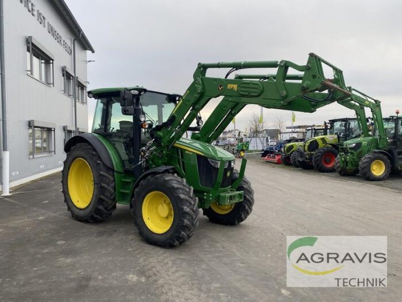 Traktor des Typs John Deere 5100 R, Gebrauchtmaschine in Fritzlar (Bild 2)