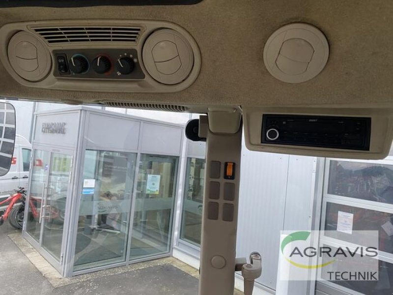 Traktor des Typs John Deere 5100 R, Gebrauchtmaschine in Fritzlar (Bild 8)