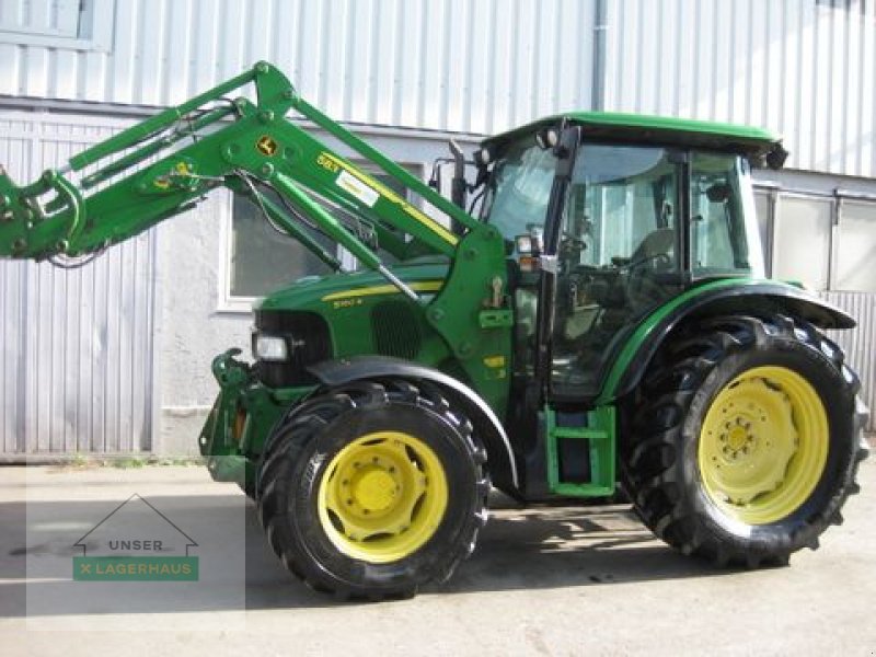 Traktor типа John Deere 5100 R, Gebrauchtmaschine в Ottensheim (Фотография 2)