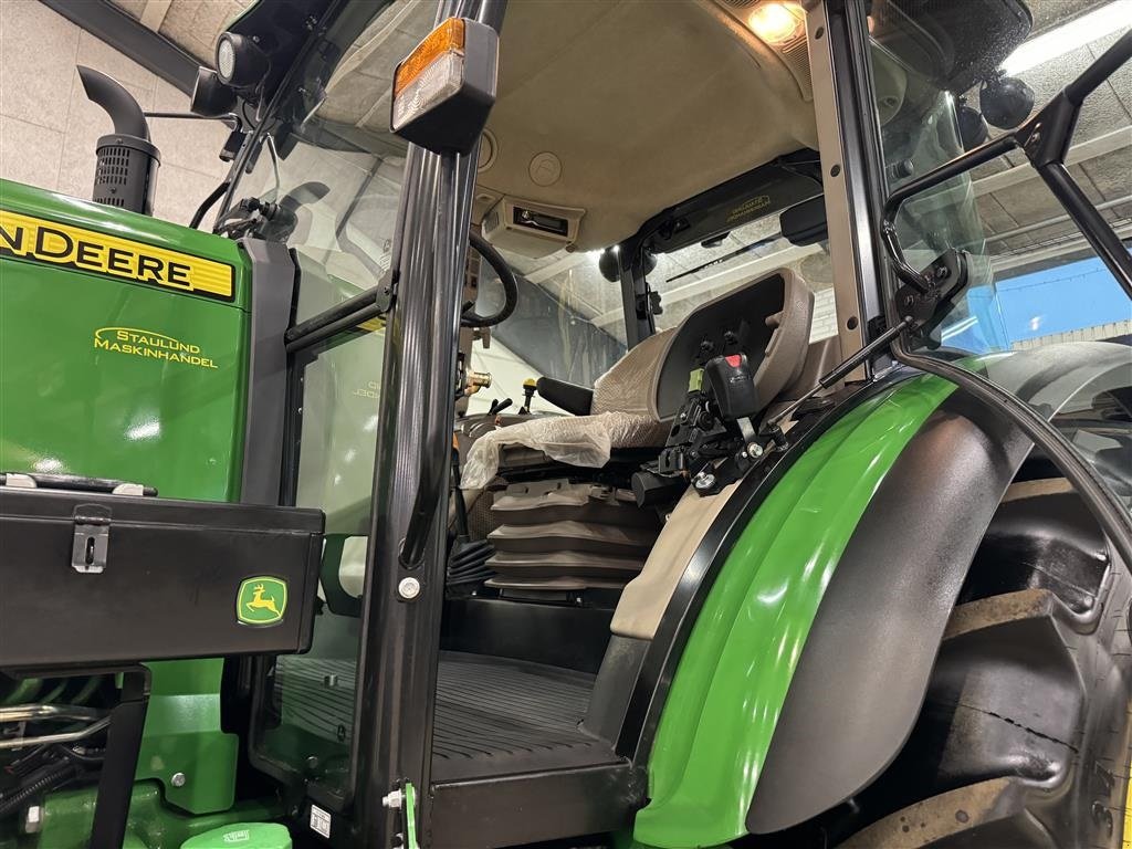 Traktor Türe ait John Deere 5100M Kun 215 timer..!!!!!!!!, Gebrauchtmaschine içinde Haderup (resim 15)