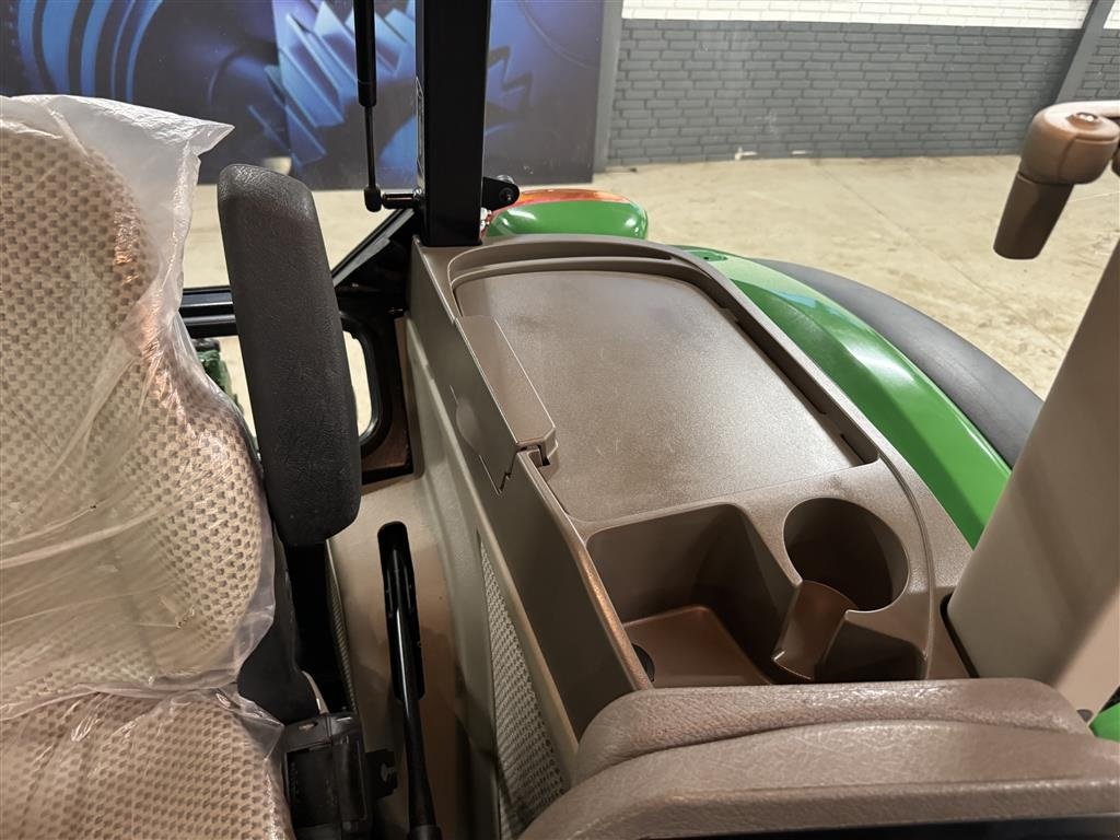 Traktor Türe ait John Deere 5100M Kun 215 timer..!!!!!!!!, Gebrauchtmaschine içinde Haderup (resim 25)