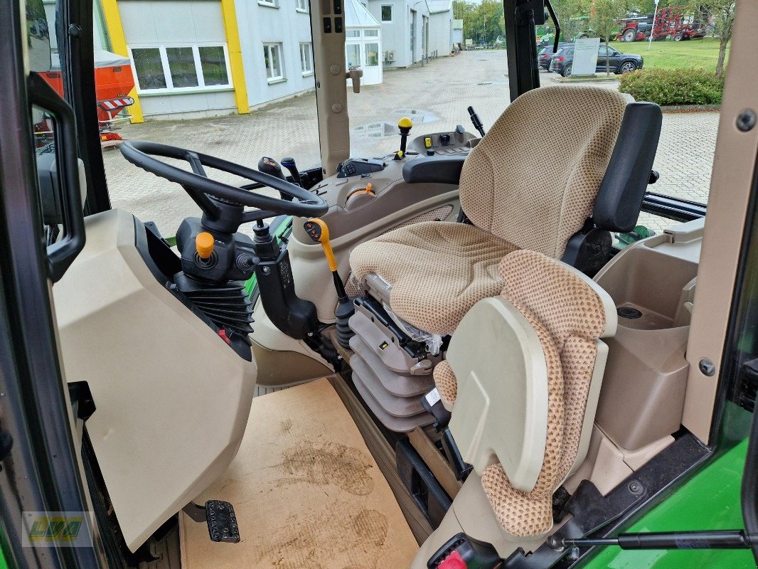 Traktor van het type John Deere 5100M mit 543R Frontlader, Gebrauchtmaschine in Schenkenberg (Foto 3)