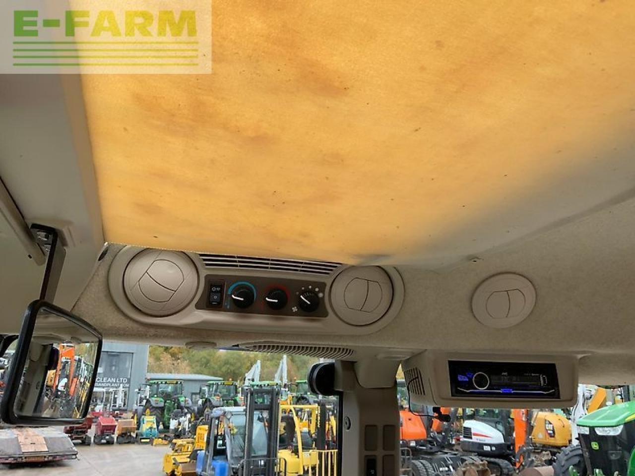 Traktor typu John Deere 5100m tractor (st24871), Gebrauchtmaschine v SHAFTESBURY (Obrázek 17)