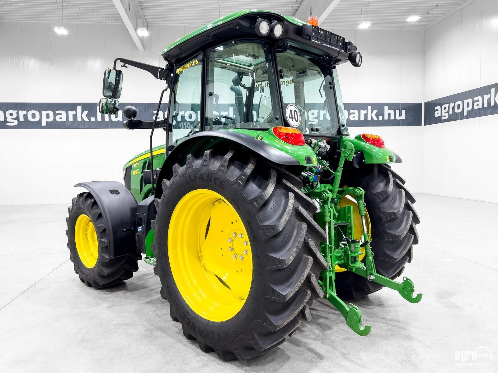 Traktor tipa John Deere 5100M, Gebrauchtmaschine u Csengele (Slika 3)