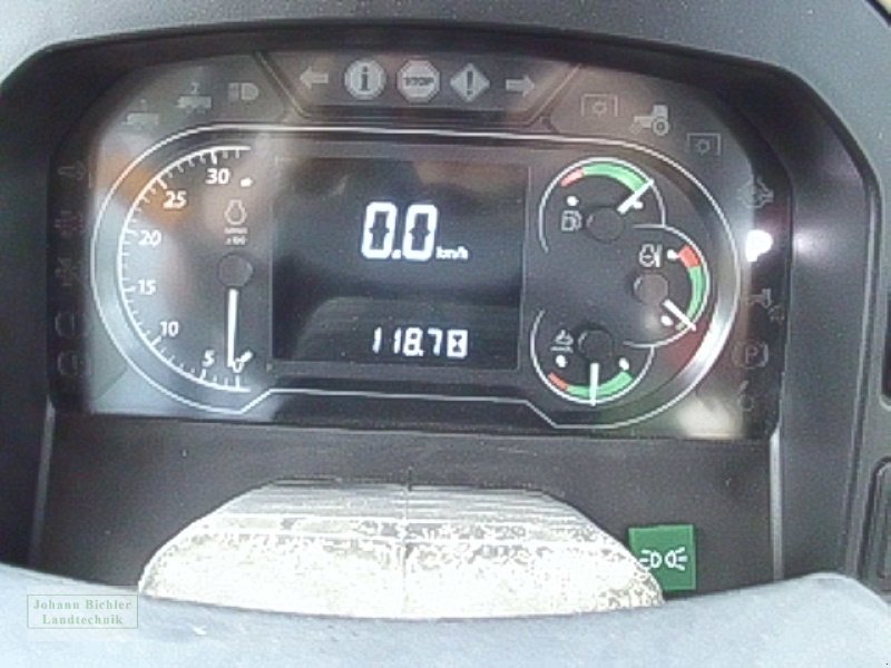 Traktor des Typs John Deere 5100M, Gebrauchtmaschine in Unterneukirchen (Bild 8)