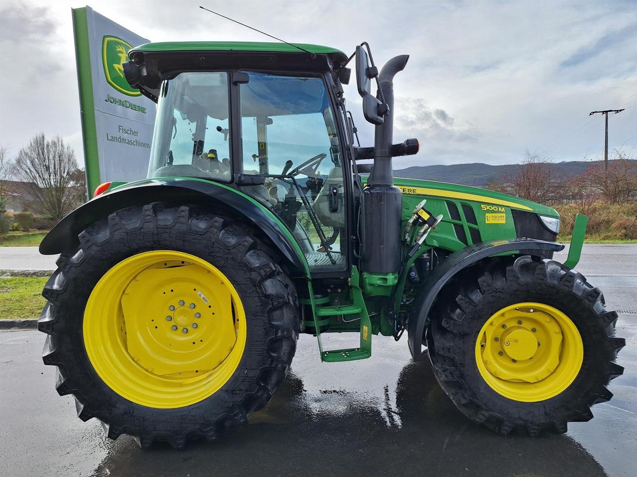 Traktor от тип John Deere 5100M, Gebrauchtmaschine в Niederkirchen (Снимка 5)