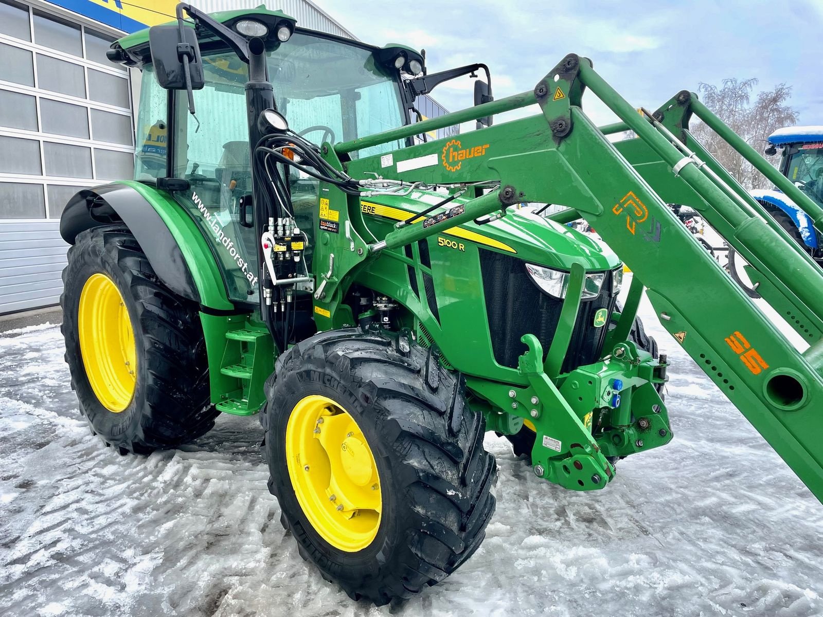 Traktor Türe ait John Deere 5100R, Gebrauchtmaschine içinde Burgkirchen (resim 2)