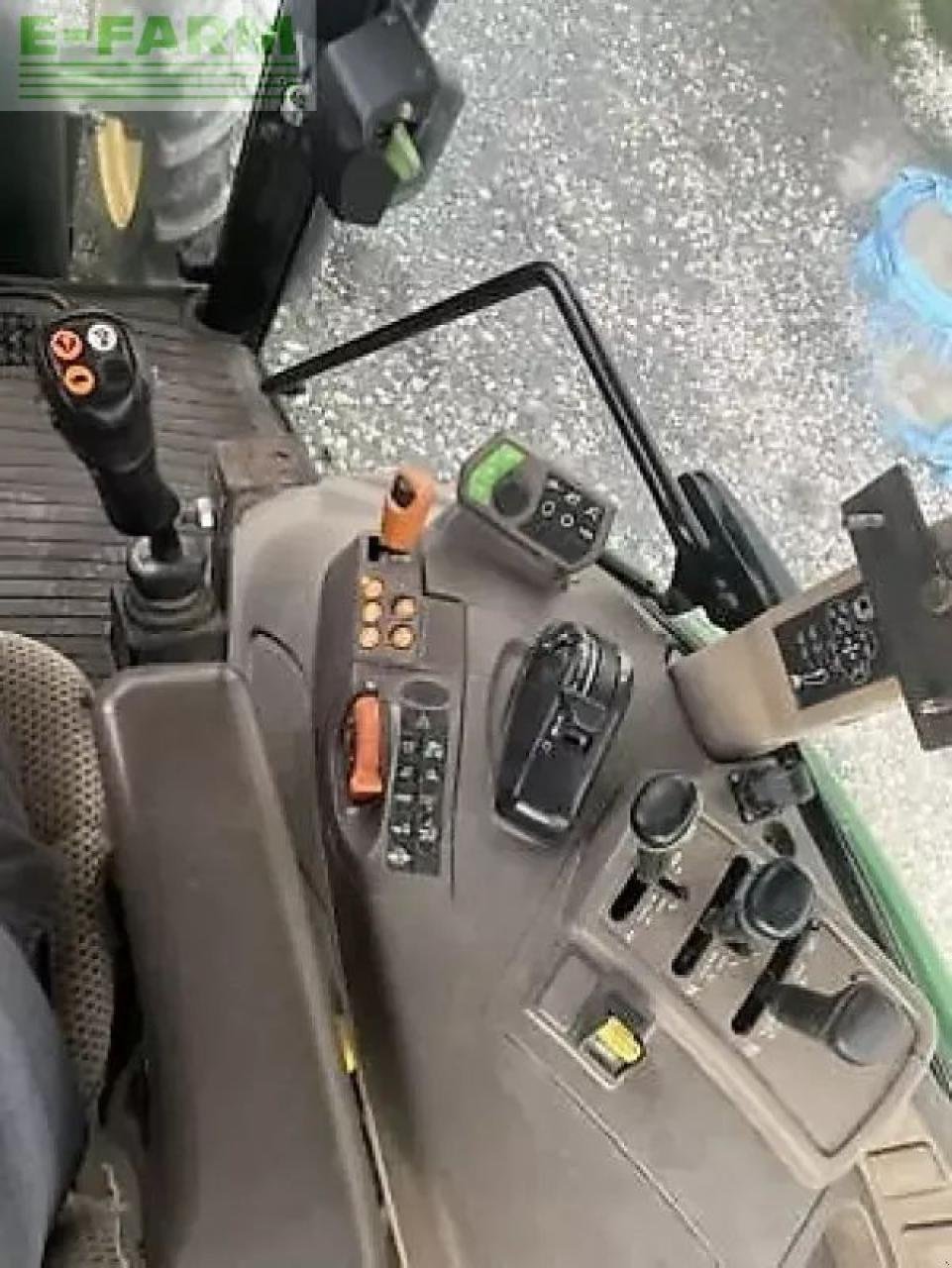 Traktor typu John Deere 5100r, Gebrauchtmaschine v MONFERRAN (Obrázek 9)