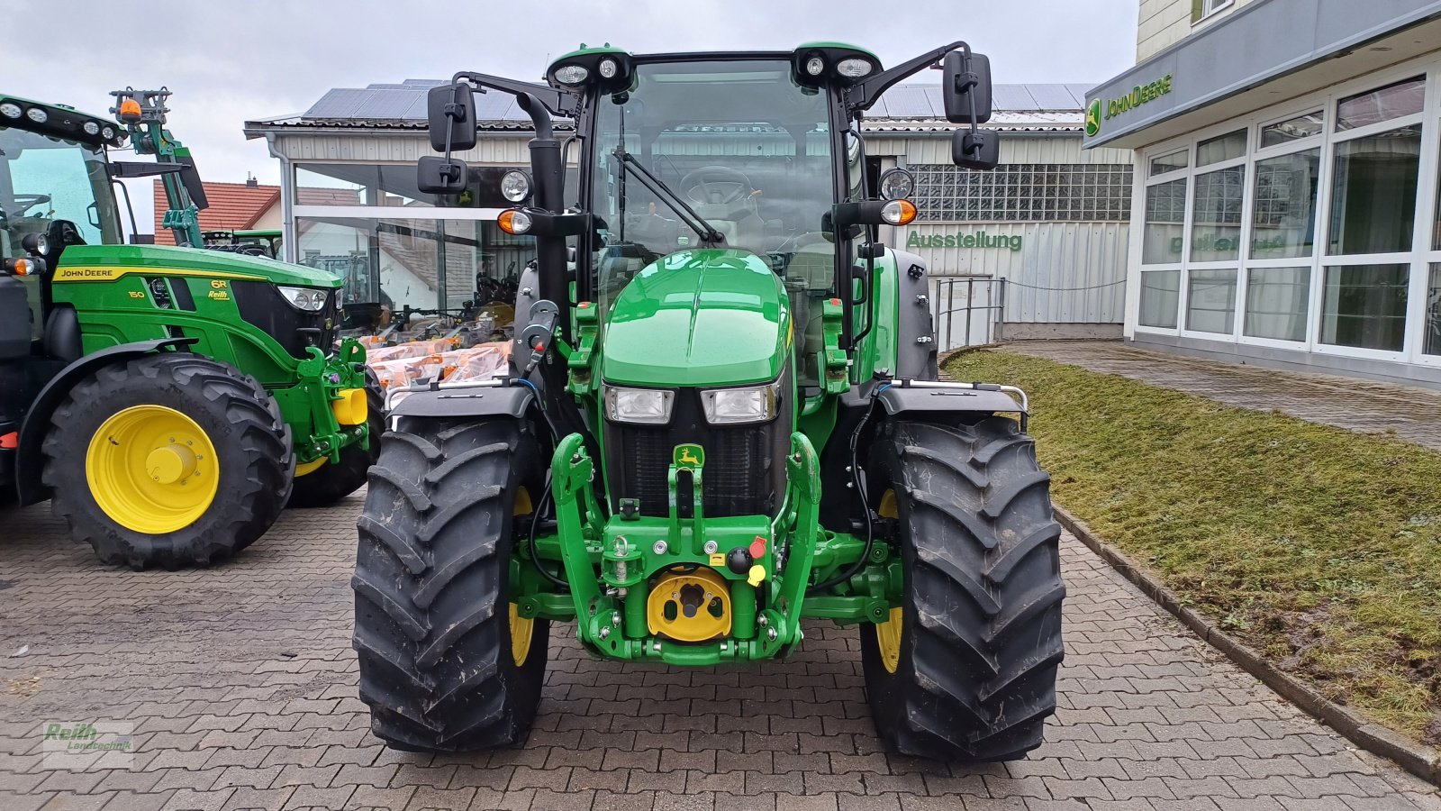 Traktor des Typs John Deere 5100R, Gebrauchtmaschine in Wolnzach (Bild 5)