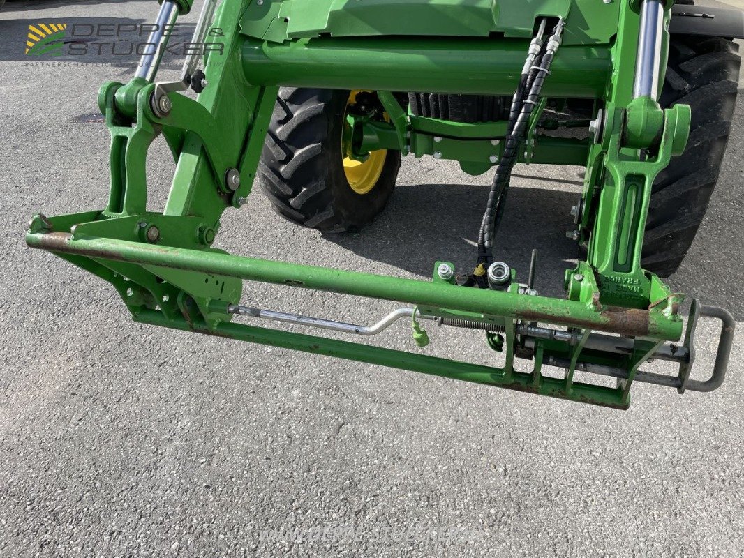 Traktor des Typs John Deere 5100R, Gebrauchtmaschine in Rietberg (Bild 5)