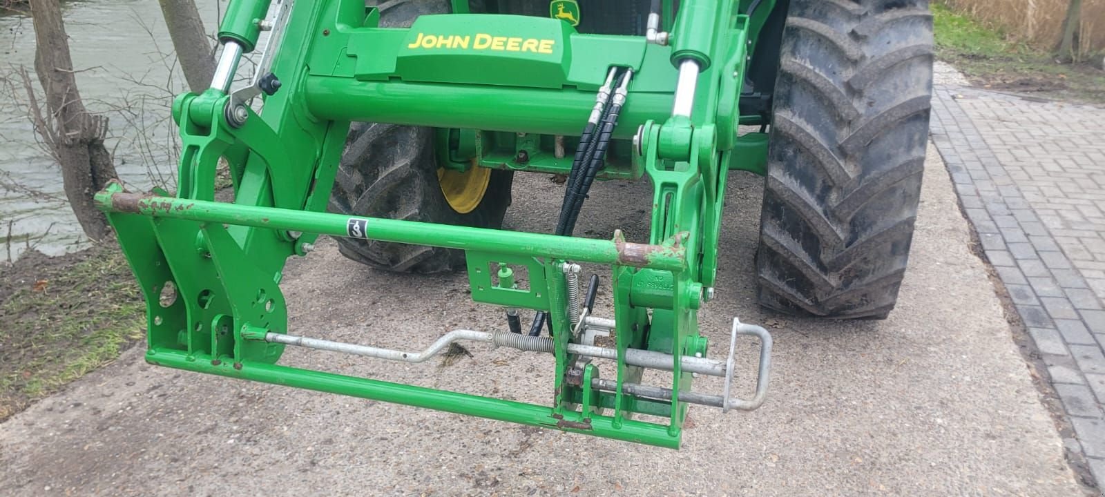 Traktor типа John Deere 5100R, Gebrauchtmaschine в Houwerzijl (Фотография 8)