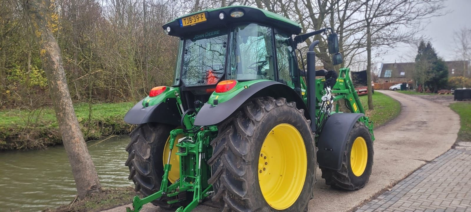 Traktor типа John Deere 5100R, Gebrauchtmaschine в Houwerzijl (Фотография 5)