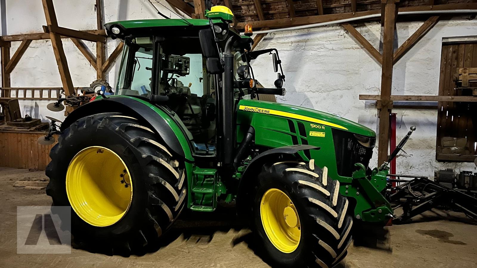 Traktor des Typs John Deere 5100R, Gebrauchtmaschine in Regensburg (Bild 3)
