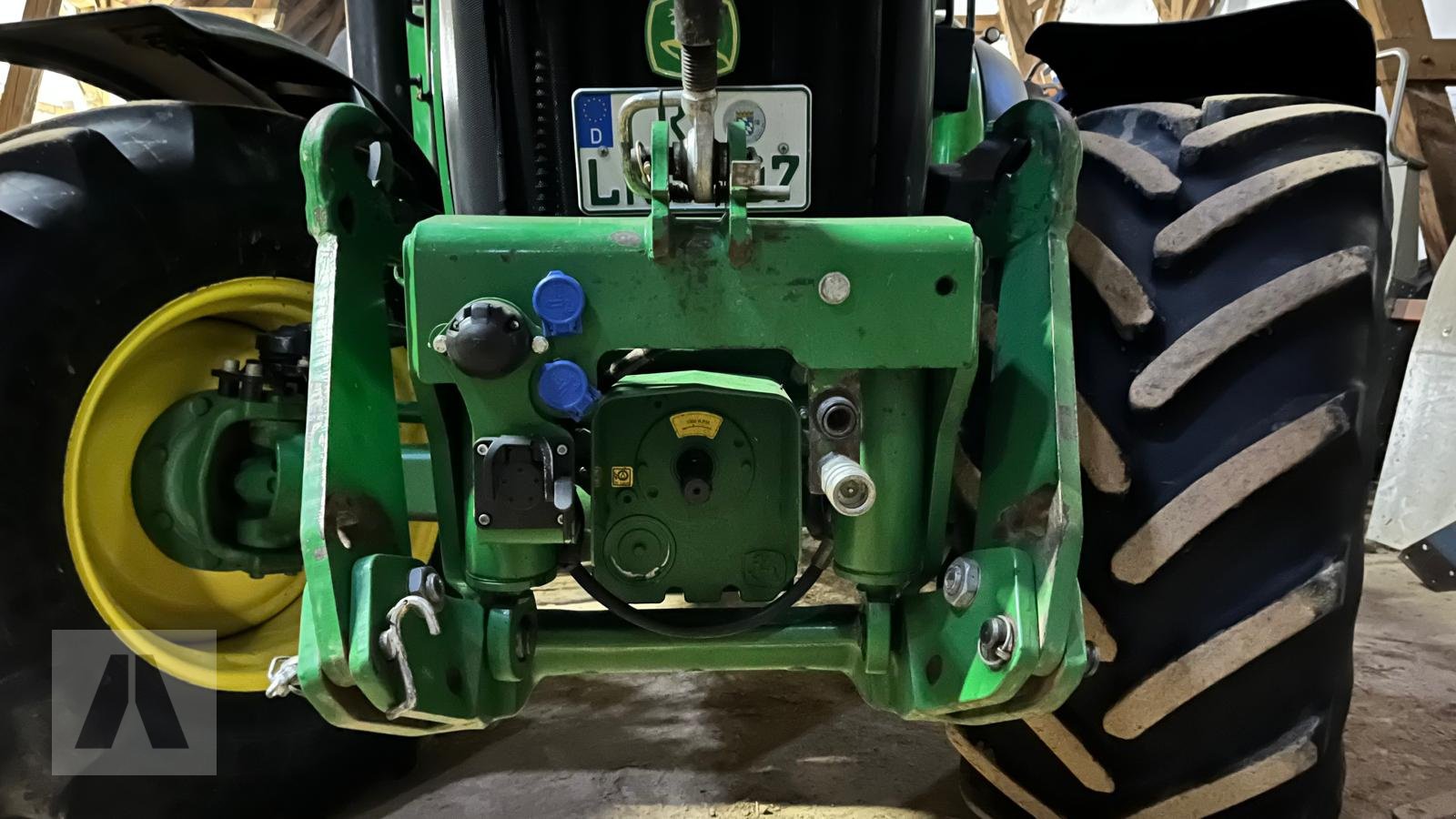 Traktor des Typs John Deere 5100R, Gebrauchtmaschine in Regensburg (Bild 9)