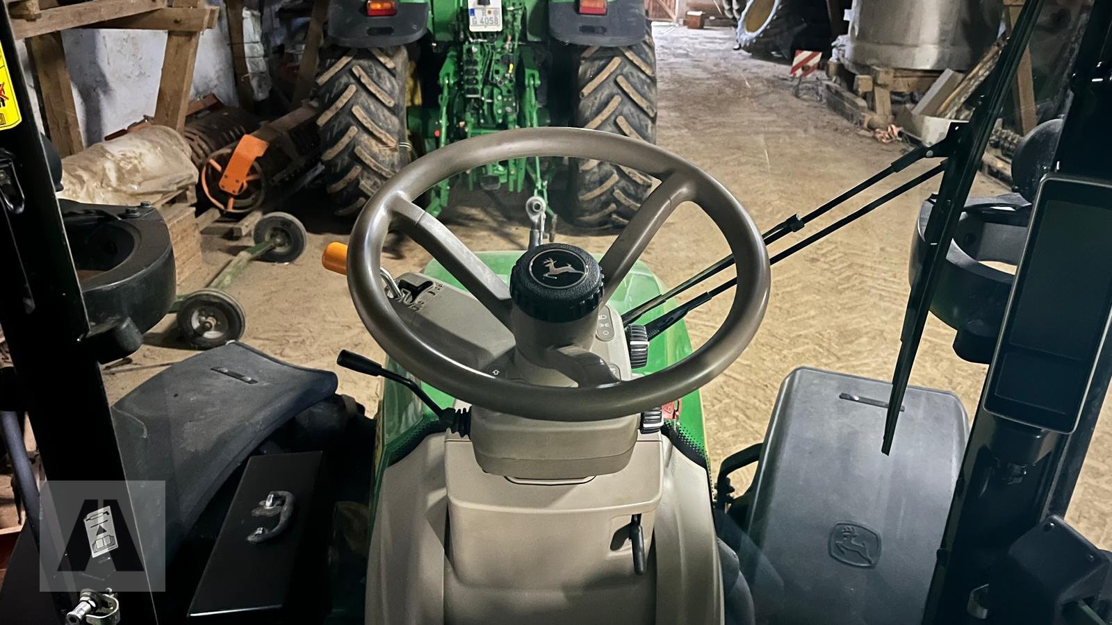 Traktor des Typs John Deere 5100R, Gebrauchtmaschine in Regensburg (Bild 17)