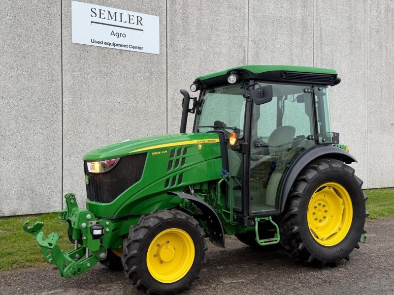Traktor типа John Deere 5105, Gebrauchtmaschine в Saksøbing (Фотография 1)