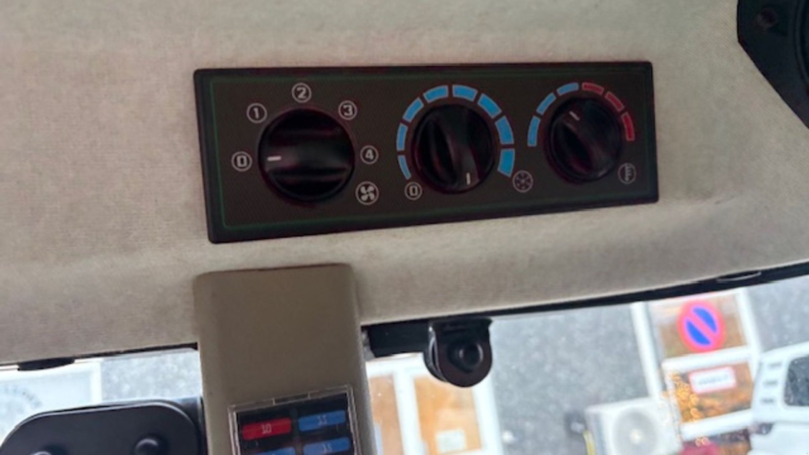 Traktor tip John Deere 5105GF FRONTLIFT. HJUL MED GRÆSDÆK MEDFØLGER, Gebrauchtmaschine in Dronninglund (Poză 21)