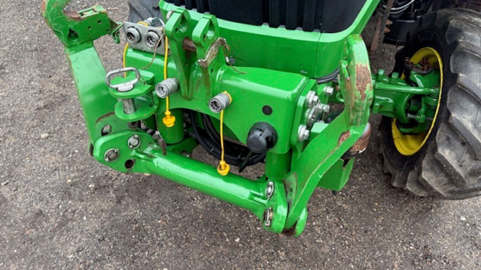 Traktor tip John Deere 5105GF FRONTLIFT. HJUL MED GRÆSDÆK MEDFØLGER, Gebrauchtmaschine in Dronninglund (Poză 3)