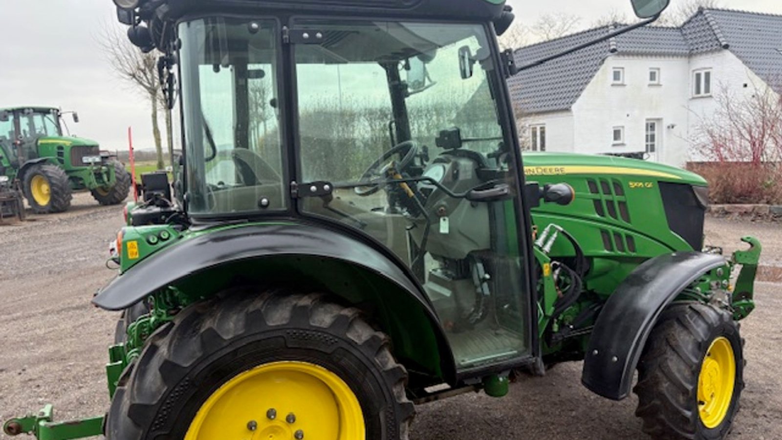 Traktor tip John Deere 5105GF FRONTLIFT. HJUL MED GRÆSDÆK MEDFØLGER, Gebrauchtmaschine in Dronninglund (Poză 7)