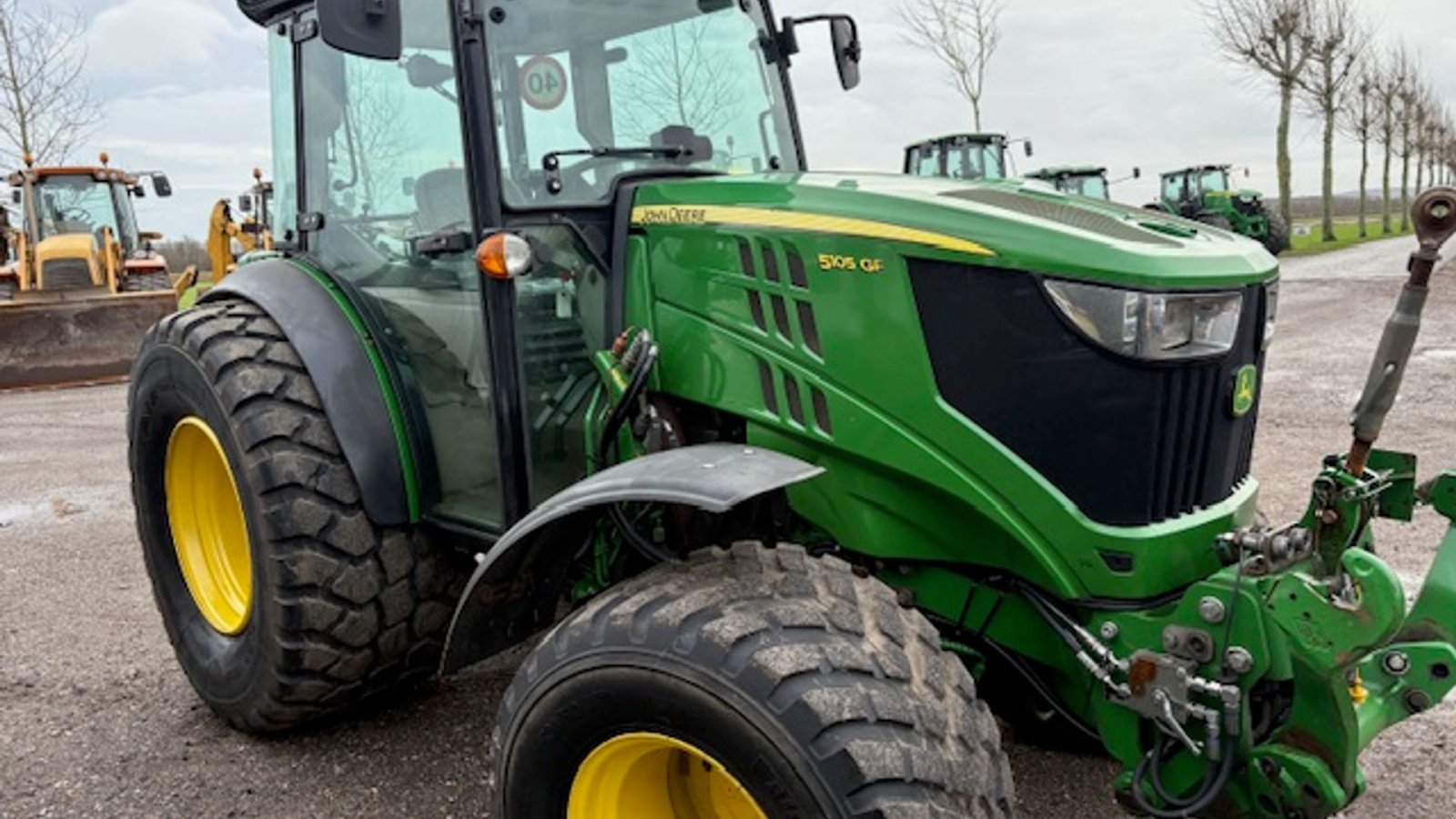 Traktor του τύπου John Deere 5105GF FRONTLIFT. HJUL MED GRÆSDÆK MEDFØLGER, Gebrauchtmaschine σε Dronninglund (Φωτογραφία 7)