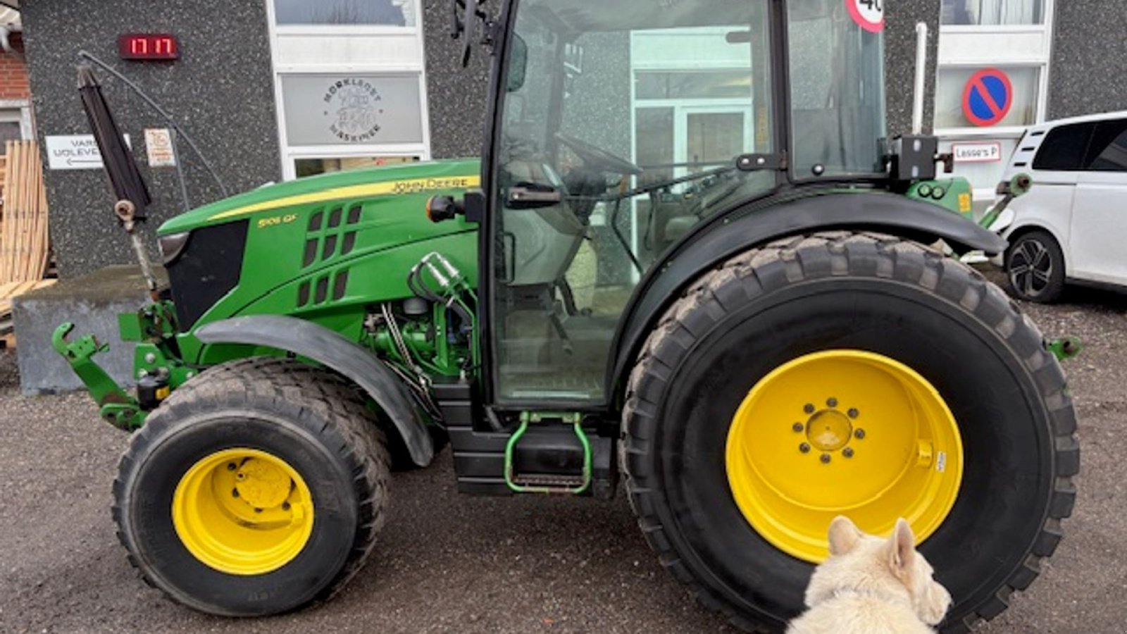 Traktor a típus John Deere 5105GF FRONTLIFT. HJUL MED GRÆSDÆK MEDFØLGER, Gebrauchtmaschine ekkor: Dronninglund (Kép 2)