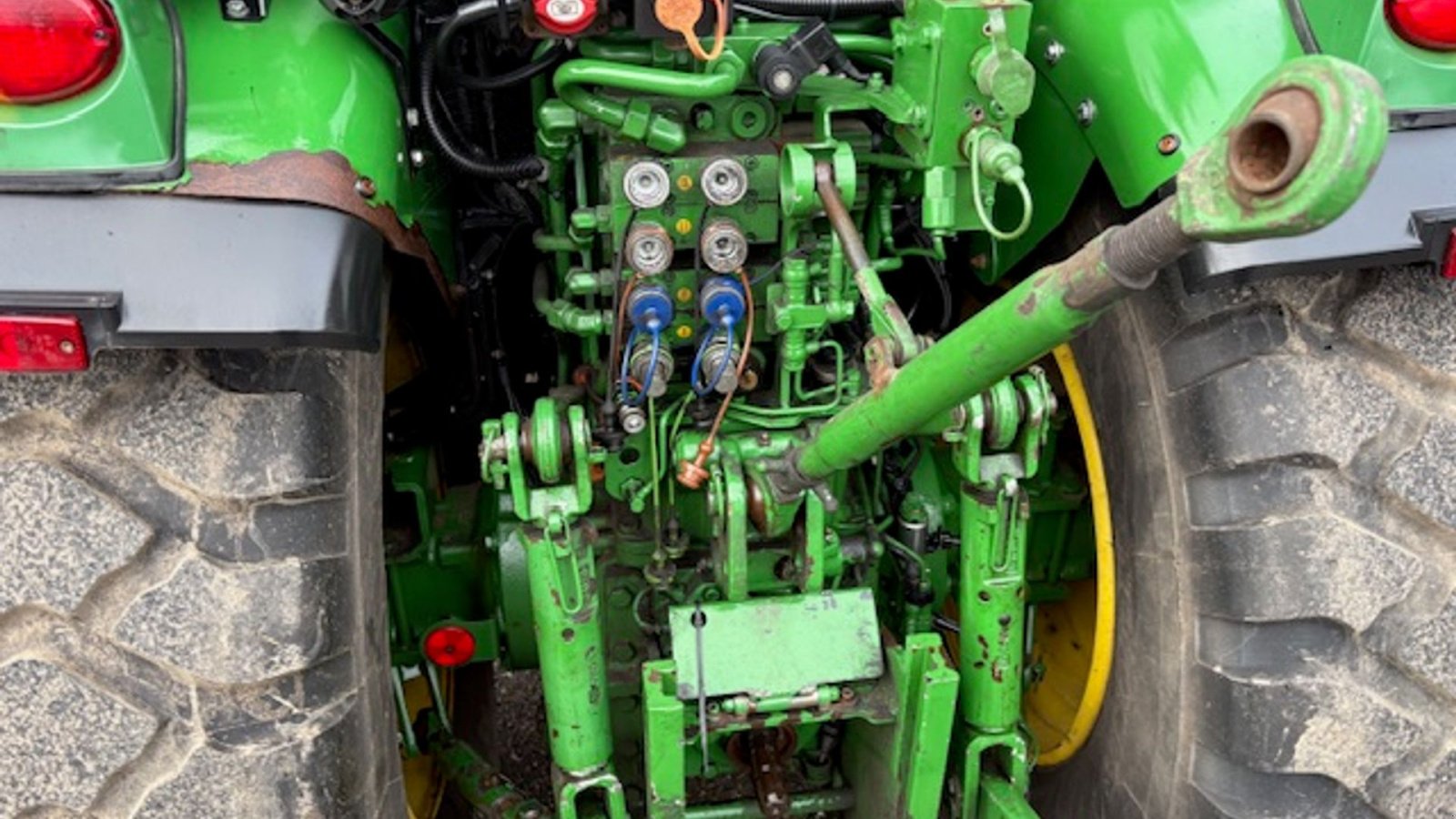 Traktor a típus John Deere 5105GF FRONTLIFT. HJUL MED GRÆSDÆK MEDFØLGER, Gebrauchtmaschine ekkor: Dronninglund (Kép 13)