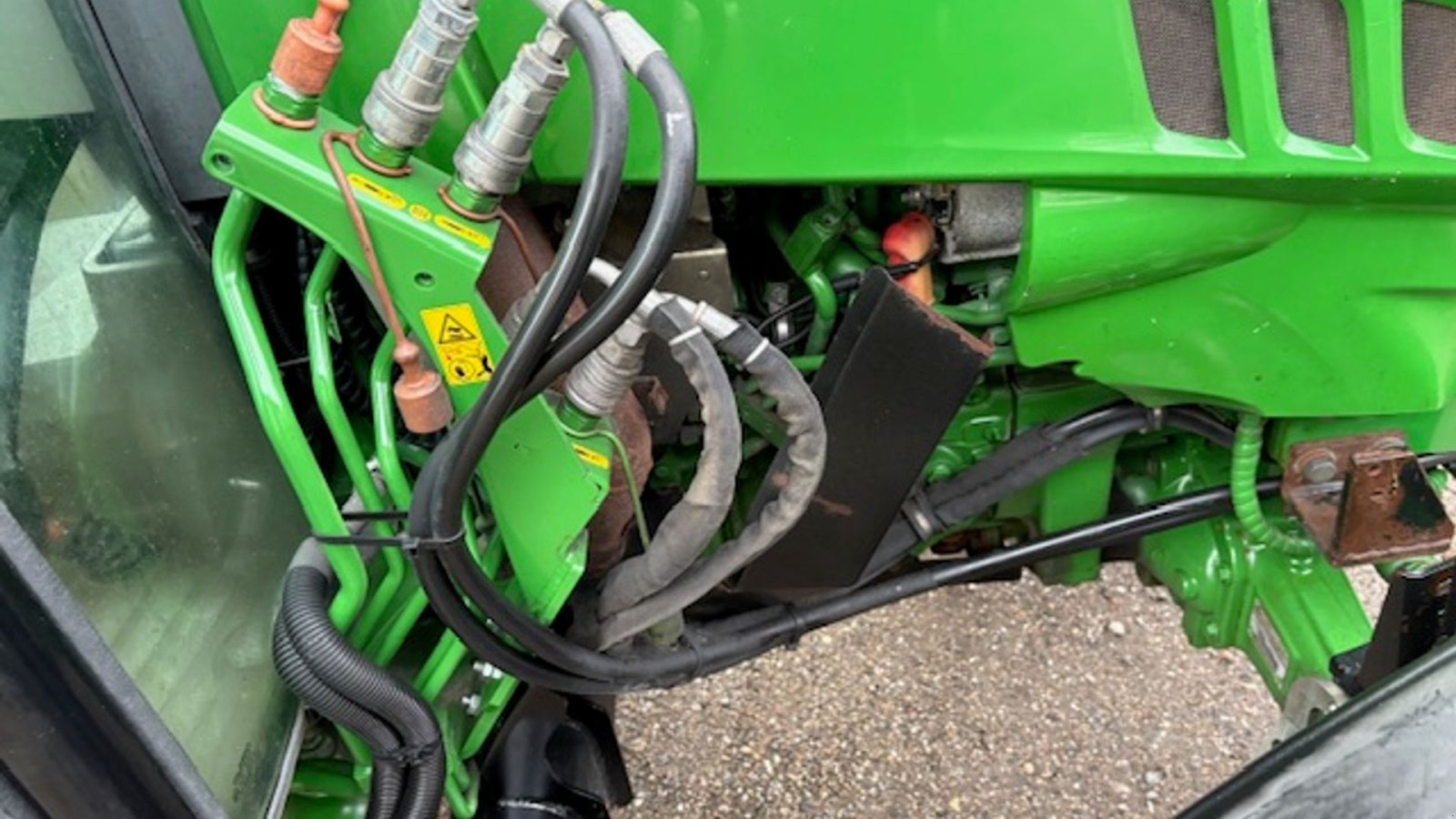 Traktor typu John Deere 5105GF FRONTLIFT. HJUL MED TRAKTORDÆK MEDFØLGER, Gebrauchtmaschine w Dronninglund (Zdjęcie 9)
