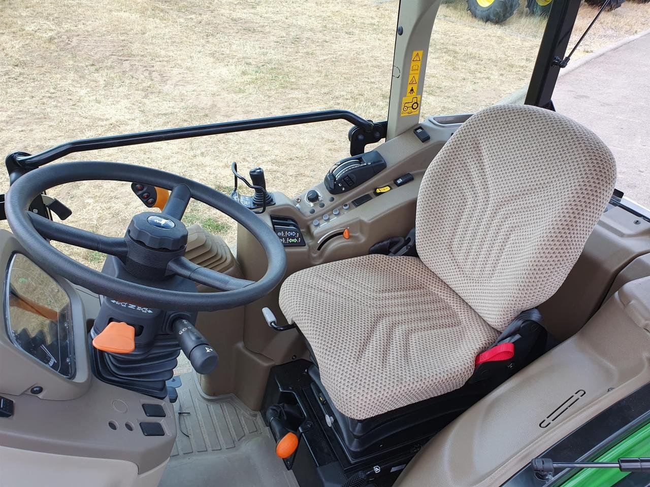 Traktor of the type John Deere 5105GN Stufe V, Neumaschine in Niederkirchen (Picture 12)