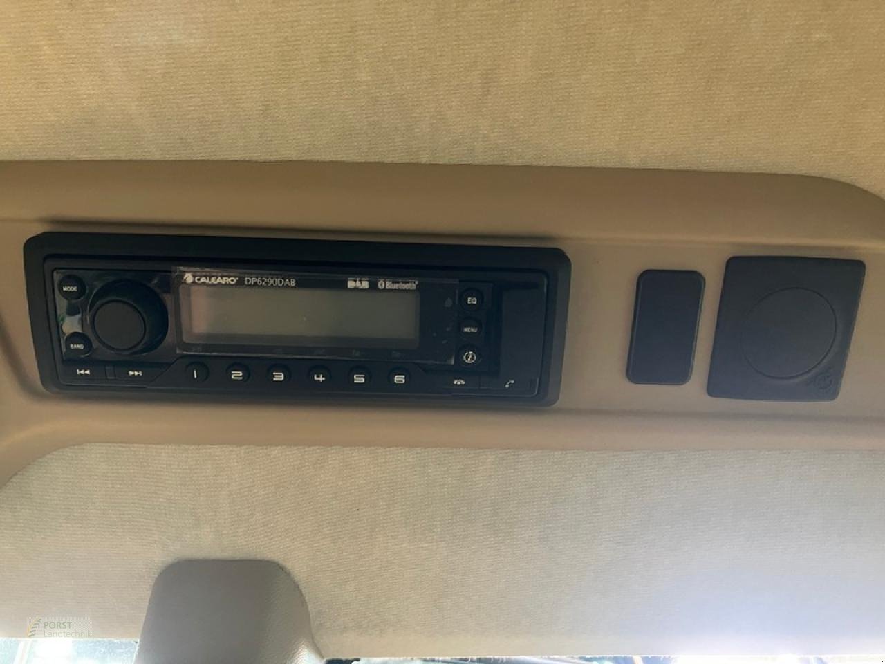 Traktor des Typs John Deere 5115GF, Neumaschine in Jahnatal (Bild 6)