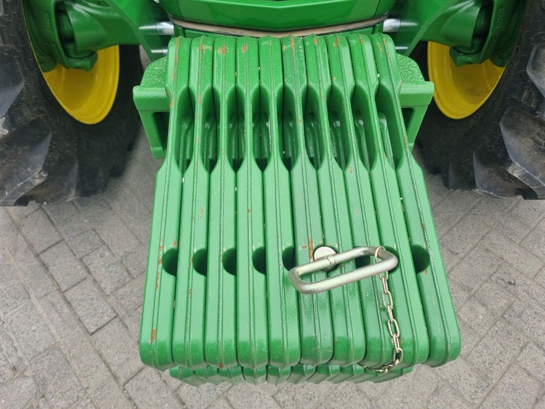 Traktor des Typs John Deere 5115M MY23 32V/16R 40, Vorführmaschine in Neubrandenburg (Bild 11)