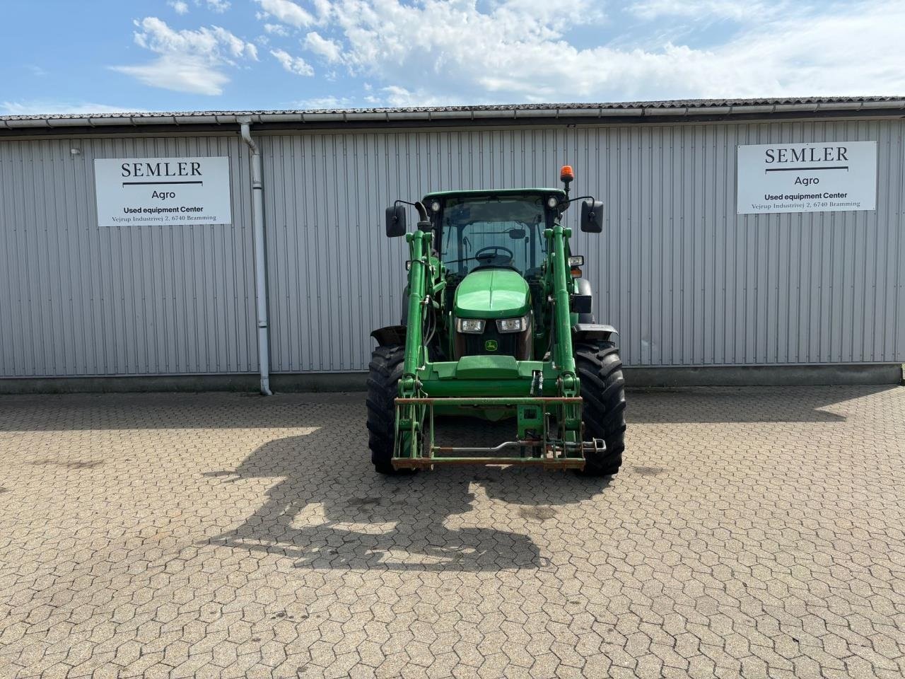 Traktor du type John Deere 5115M, Gebrauchtmaschine en Næstved (Photo 2)