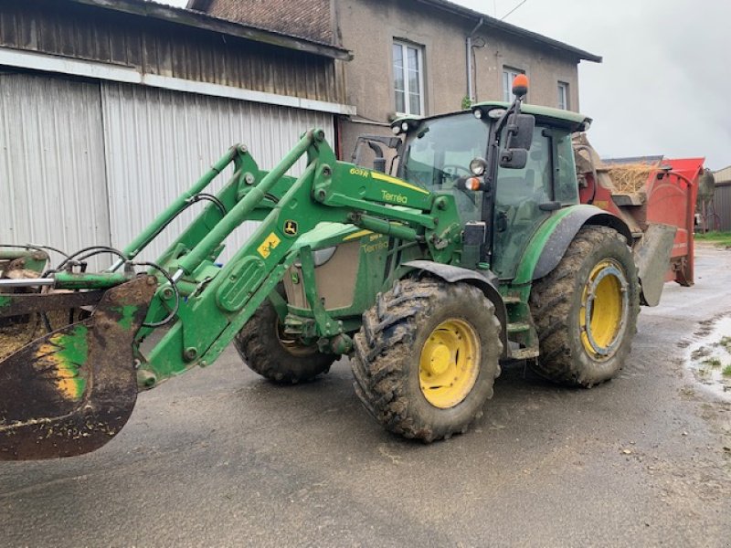 Traktor типа John Deere 5115R, Gebrauchtmaschine в STENAY (Фотография 3)