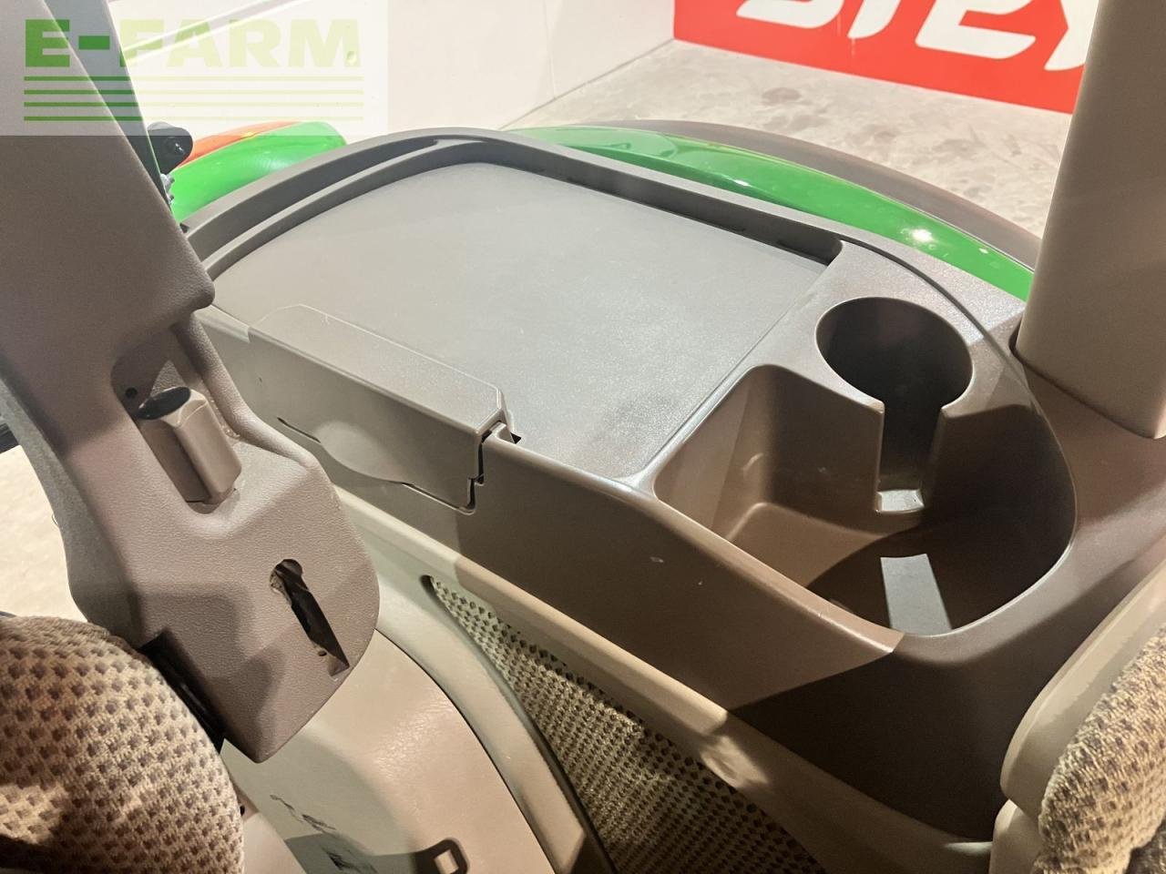 Traktor des Typs John Deere 5115r, Gebrauchtmaschine in Sierning (Bild 25)