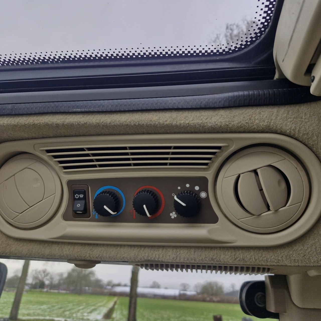 Traktor of the type John Deere 5115R, Gebrauchtmaschine in Daarle (Picture 10)