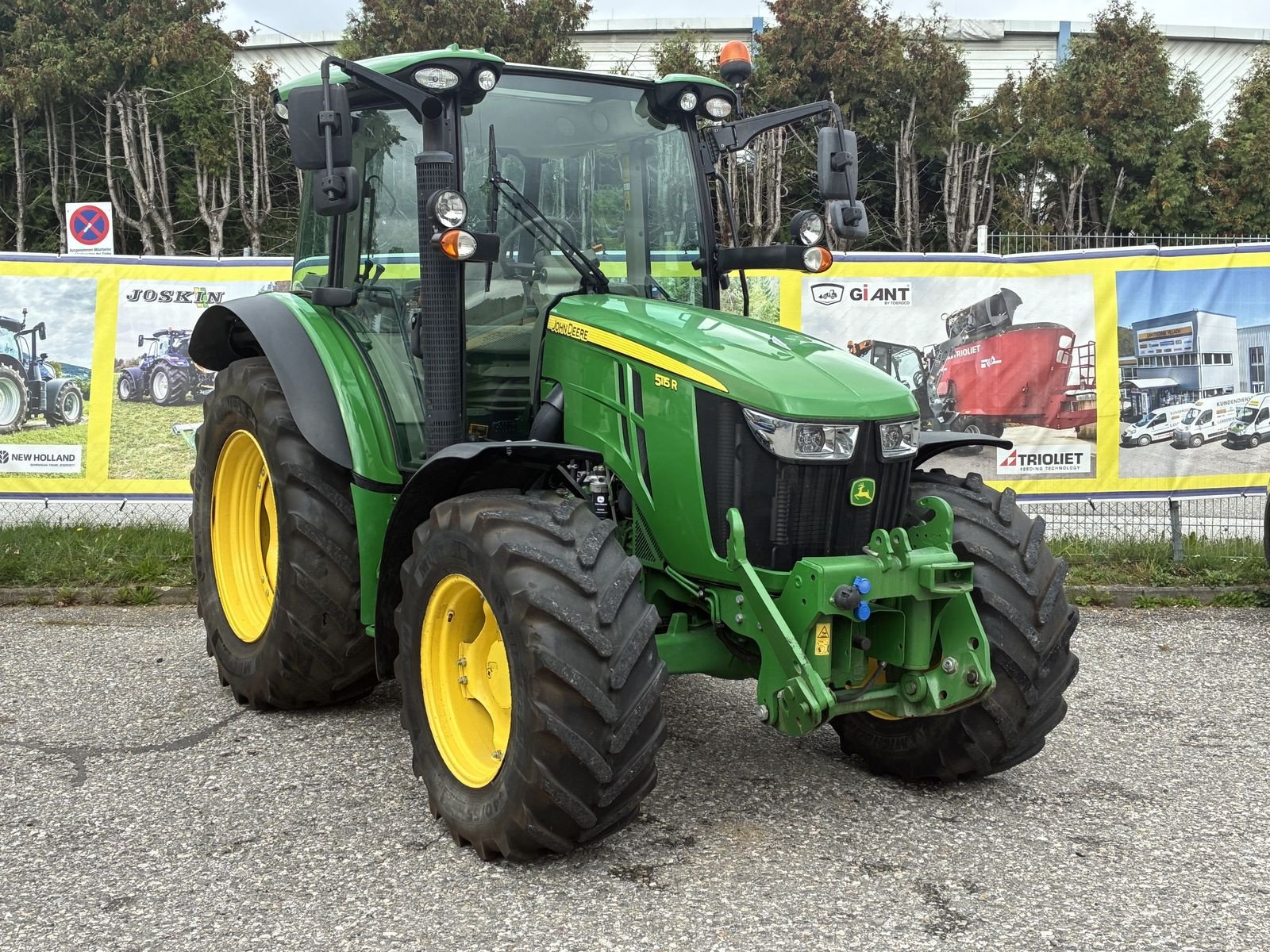 Traktor του τύπου John Deere 5115R, Gebrauchtmaschine σε Villach (Φωτογραφία 2)