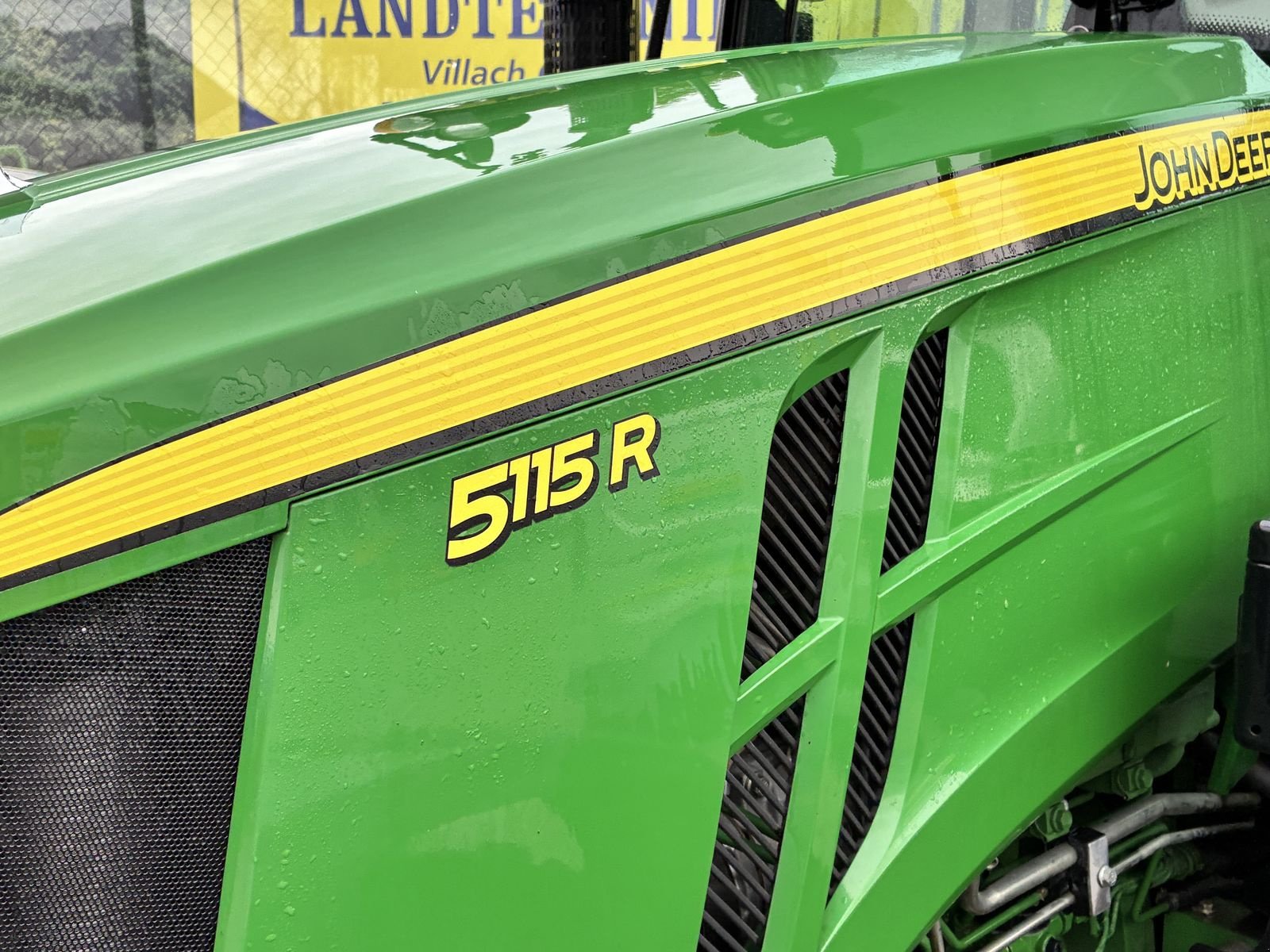 Traktor от тип John Deere 5115R, Gebrauchtmaschine в Villach (Снимка 5)