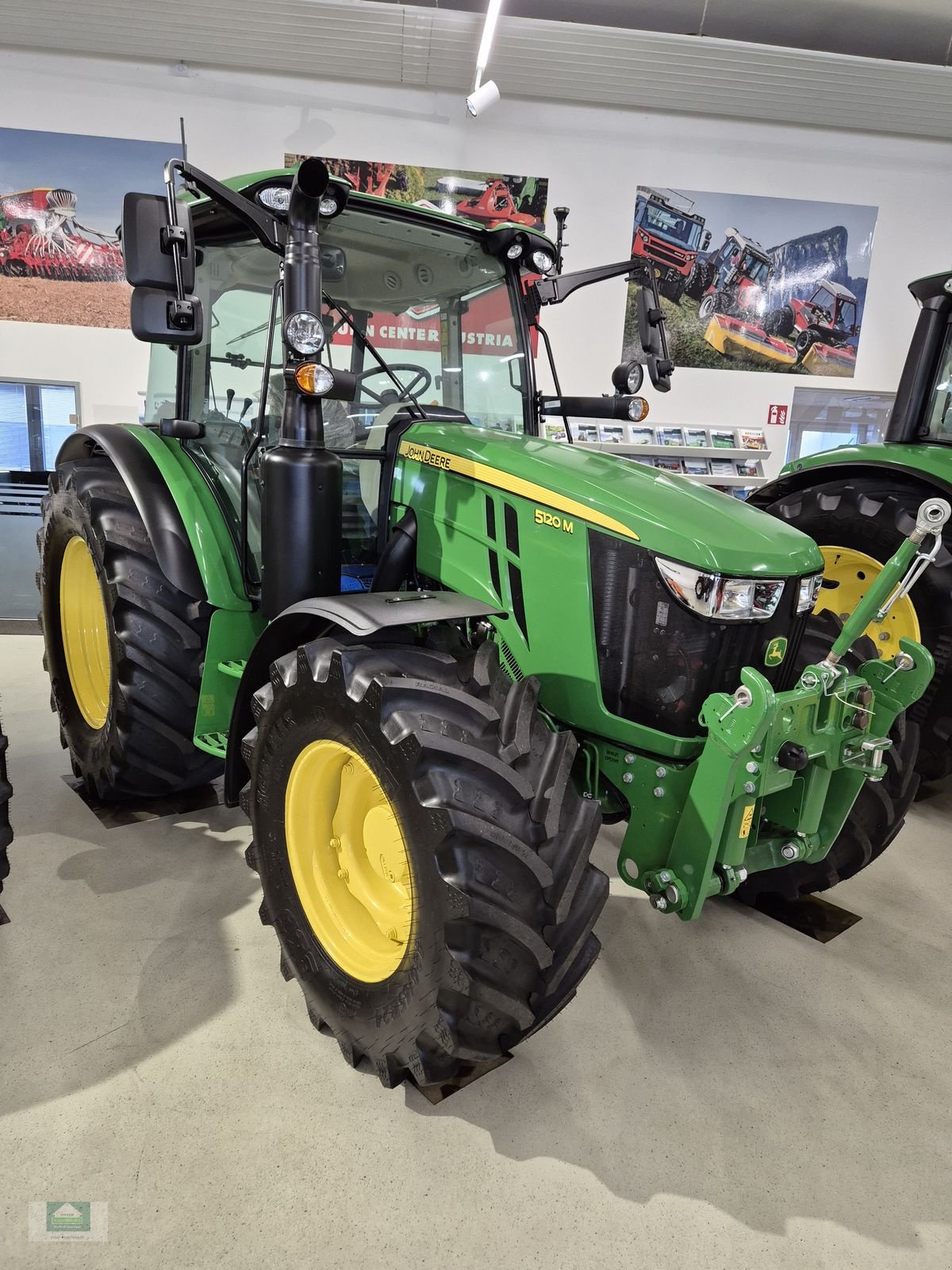 Traktor typu John Deere 5120 M, Neumaschine v Klagenfurt (Obrázek 1)