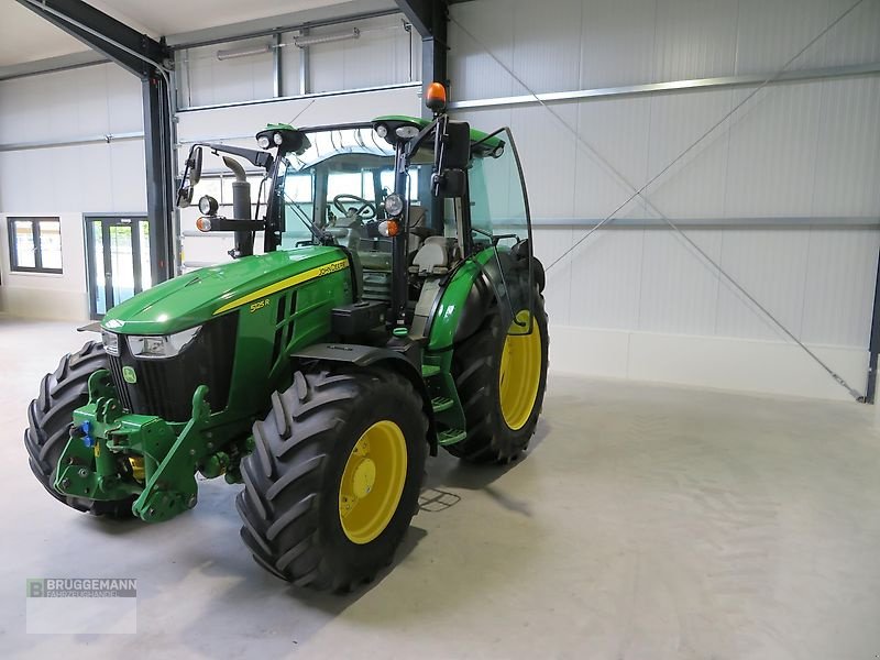 Traktor van het type John Deere 5125R , Commandquad, gefederte Vorderachse, Gebrauchtmaschine in Meppen (Foto 7)