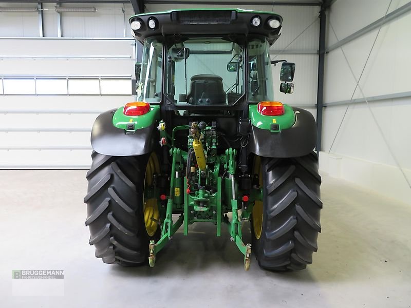 Traktor van het type John Deere 5125R , Commandquad, gefederte Vorderachse, Gebrauchtmaschine in Meppen (Foto 3)
