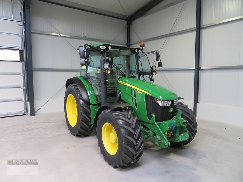 Traktor van het type John Deere 5125R , Commandquad, gefederte Vorderachse, Gebrauchtmaschine in Meppen (Foto 5)