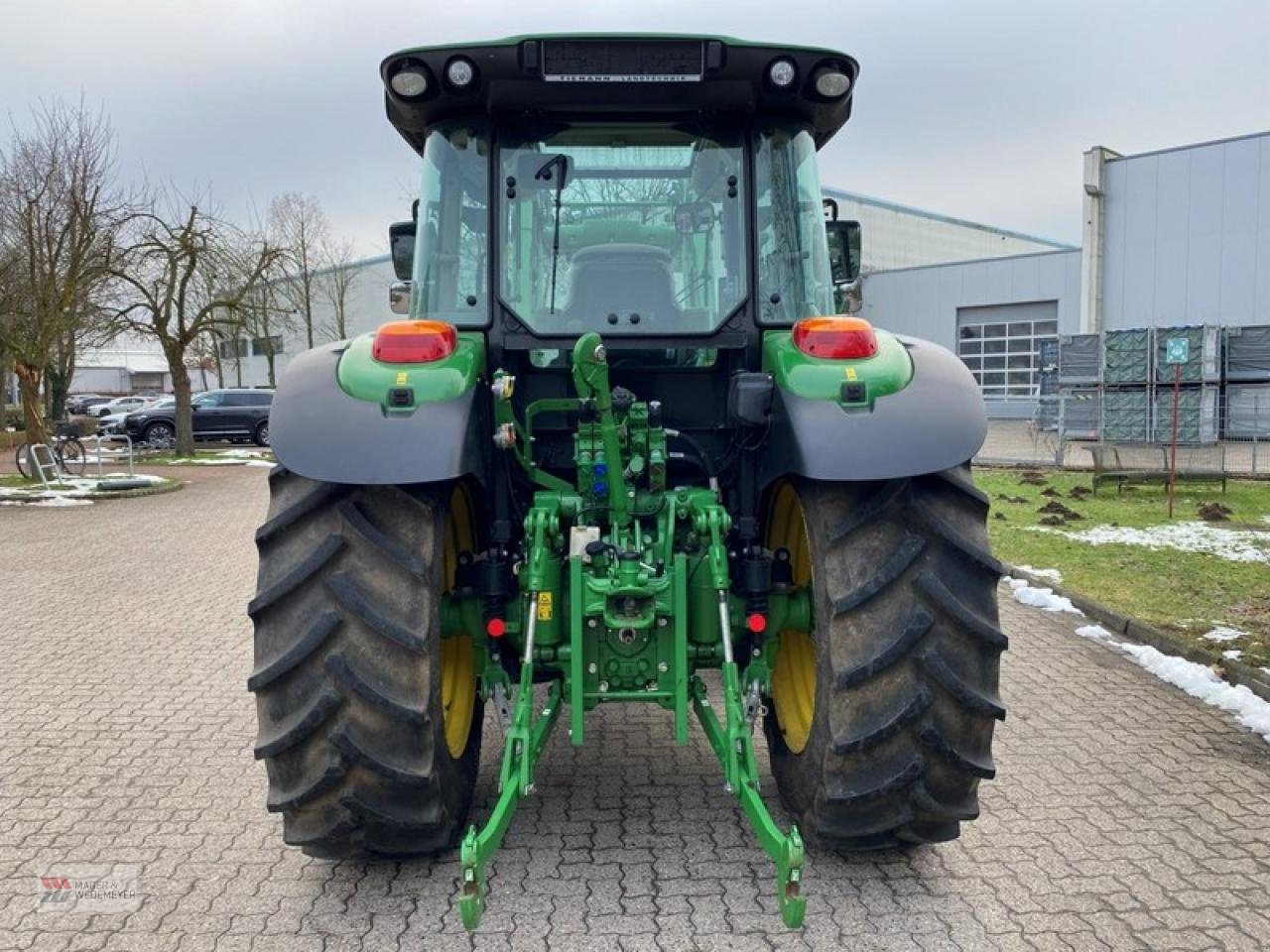 Traktor van het type John Deere 5125R MIT FRONTLADER, Gebrauchtmaschine in Oyten (Foto 5)