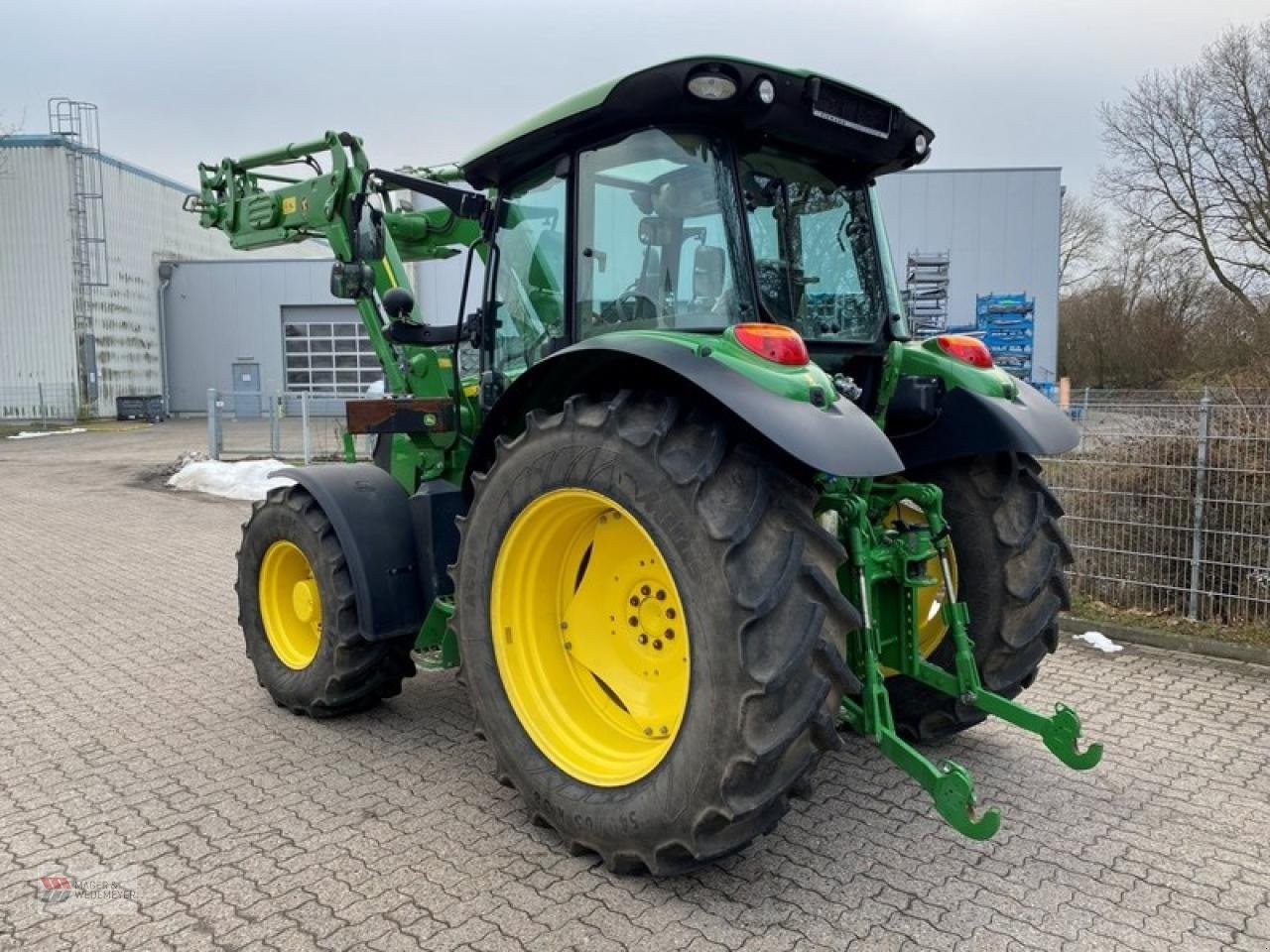 Traktor van het type John Deere 5125R MIT FRONTLADER, Gebrauchtmaschine in Oyten (Foto 7)