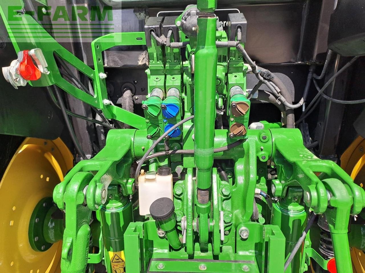 Traktor του τύπου John Deere 5125R, Gebrauchtmaschine σε OSIJEK (Φωτογραφία 7)