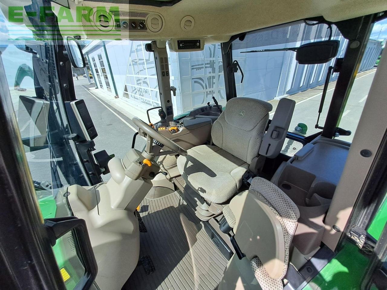 Traktor του τύπου John Deere 5125R, Gebrauchtmaschine σε OSIJEK (Φωτογραφία 12)