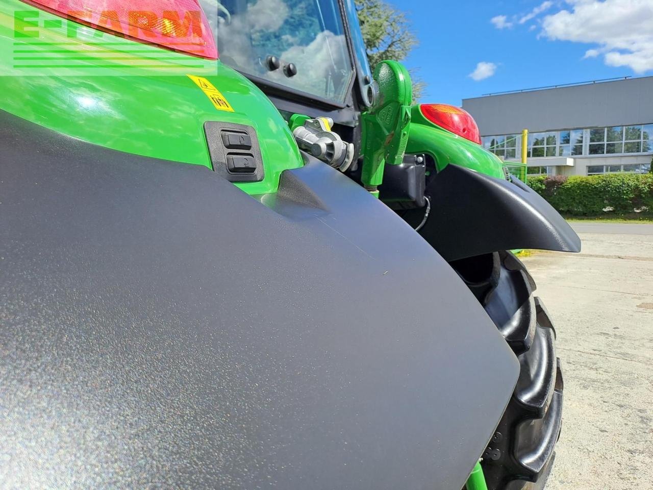 Traktor του τύπου John Deere 5125R, Gebrauchtmaschine σε OSIJEK (Φωτογραφία 15)