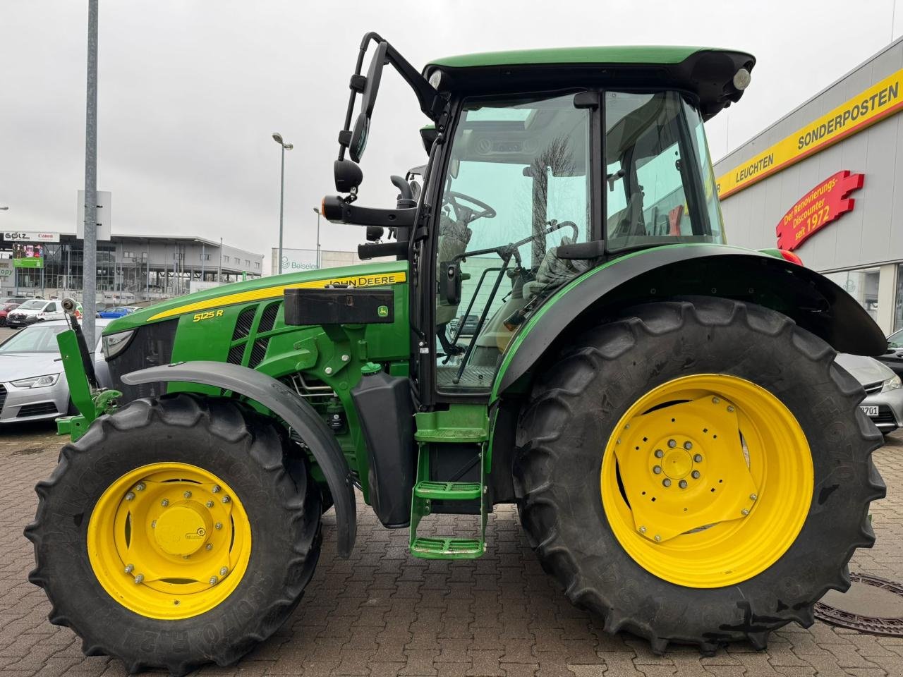 Traktor des Typs John Deere 5125R, Gebrauchtmaschine in Worms (Bild 5)